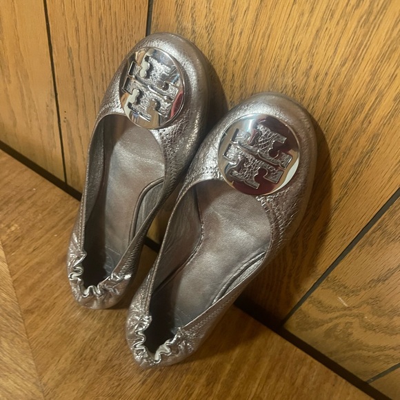 Tory Burch Metallic Ballet Flats - Picture 5 of 16
